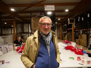Laurent Bourgeon, directeur de l'Esat (association Fileas) auquel Doudou et Compagnie sous-traite des missions liées au packaging des mascotte ©SB_7J