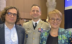 Jérôme Tré-Hardy, conseiller régional délégué à la cybersécurité, le colonel Nicolas Pierson, commandant du groupement cyberdéfense des armées à Rennes et Nathalie Appéré, maire de Rennes ©s.se7Jours