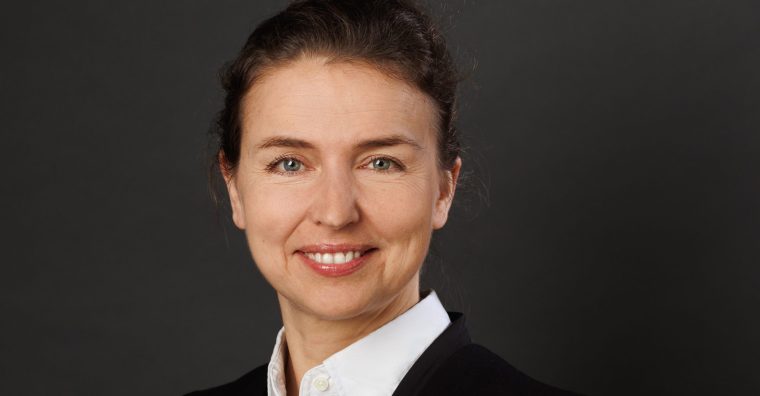 Julia Descottes-Kouchnirenko
