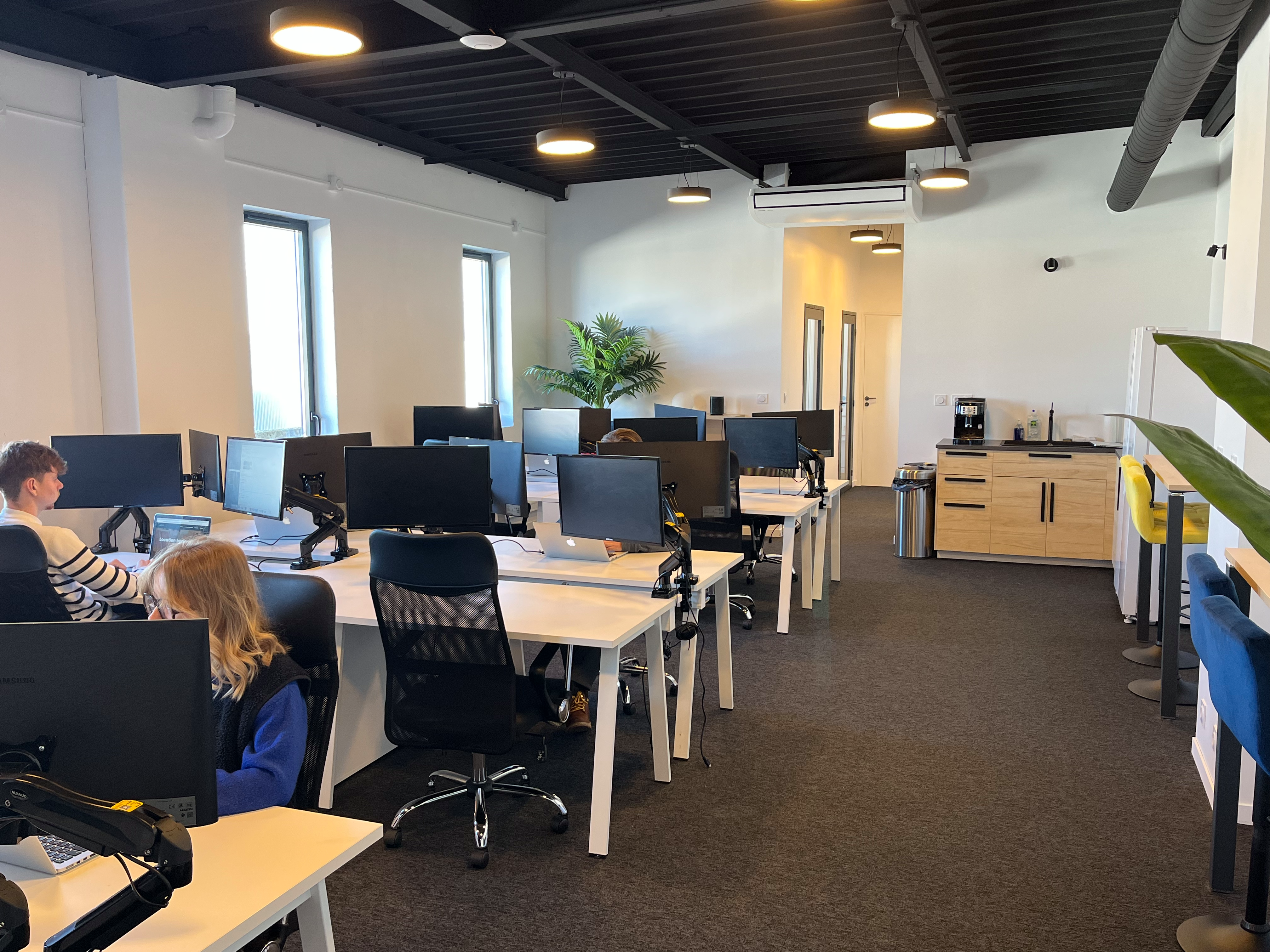Le nouvel espace de coworking de l'entreprise Imagina à Vannes s'étend sur 100 m2.