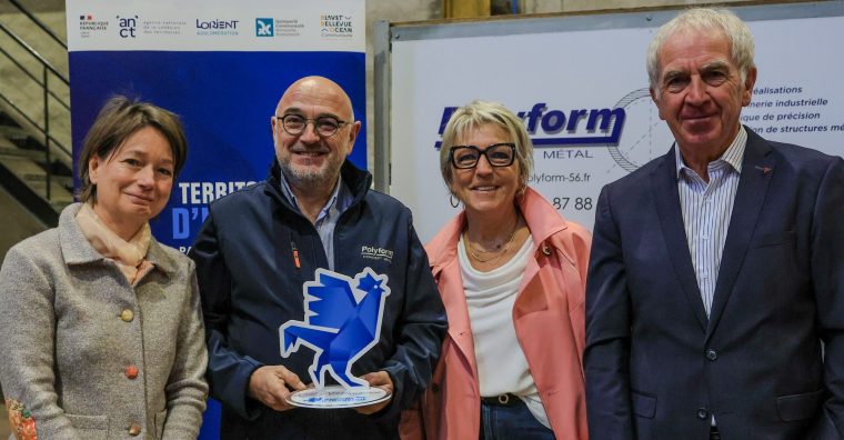 Se sont rendus au sein de l'entreprise : Florence Bessy, sous-préfète de Lorient ; Thierry Lopin, PDG de Polyform ; Armelle Nicolas, maire d’Inzinzac-Lochrist, et Pascal Le Liboux, vice-président de Lorient Agglomération chargé du développement économique et de l’emploi, président d’Audélor.