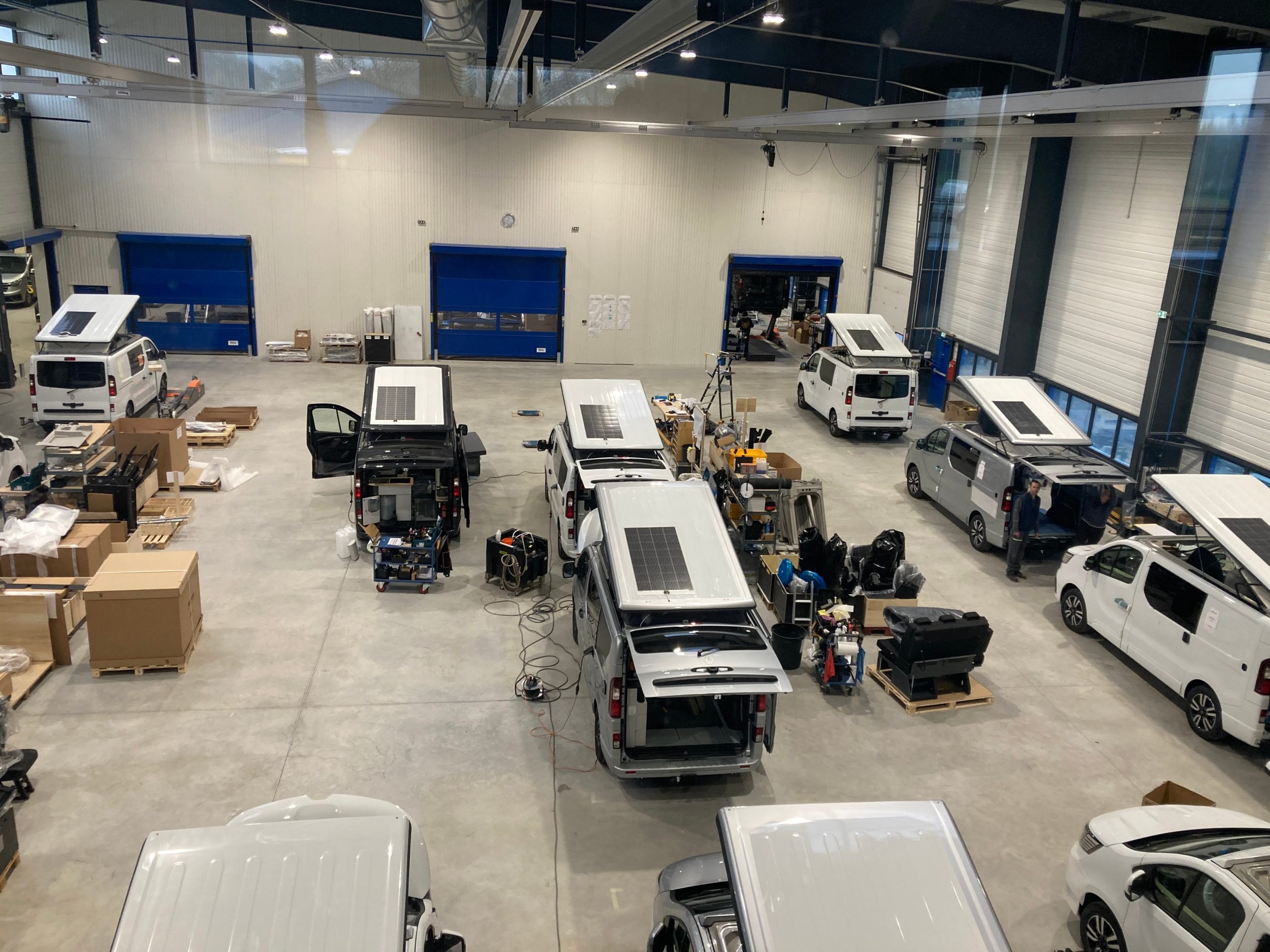 Tout a commencé dans un modeste atelier de 300 m², à Plérin.