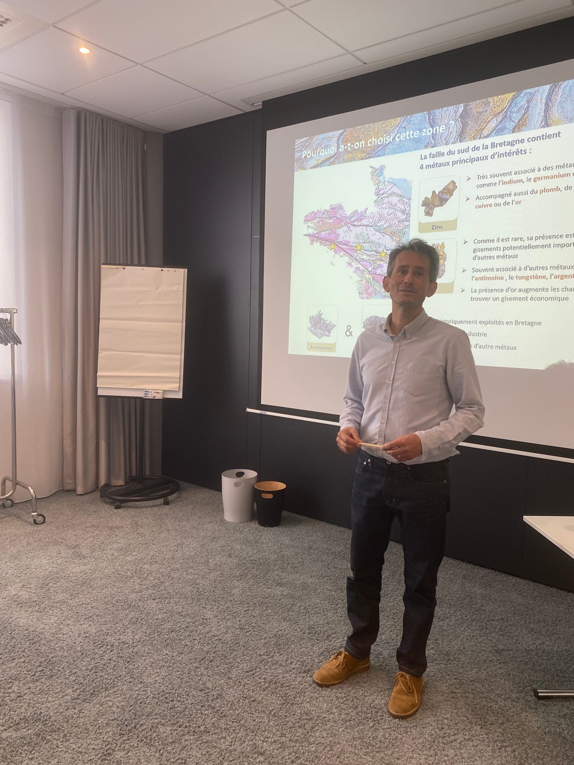 Guillaume Mamias détaille le principe du Permis exclusif de recherches (PER)