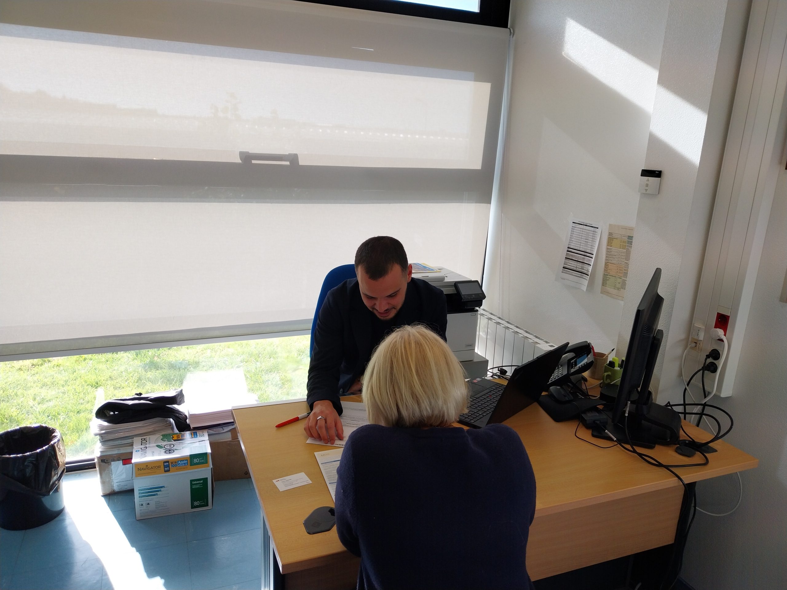 Les permanences sur rendez-vous permettent au public d'étudier les offres de la mutuelle communale, et de les comparer avec leur contrat existant.