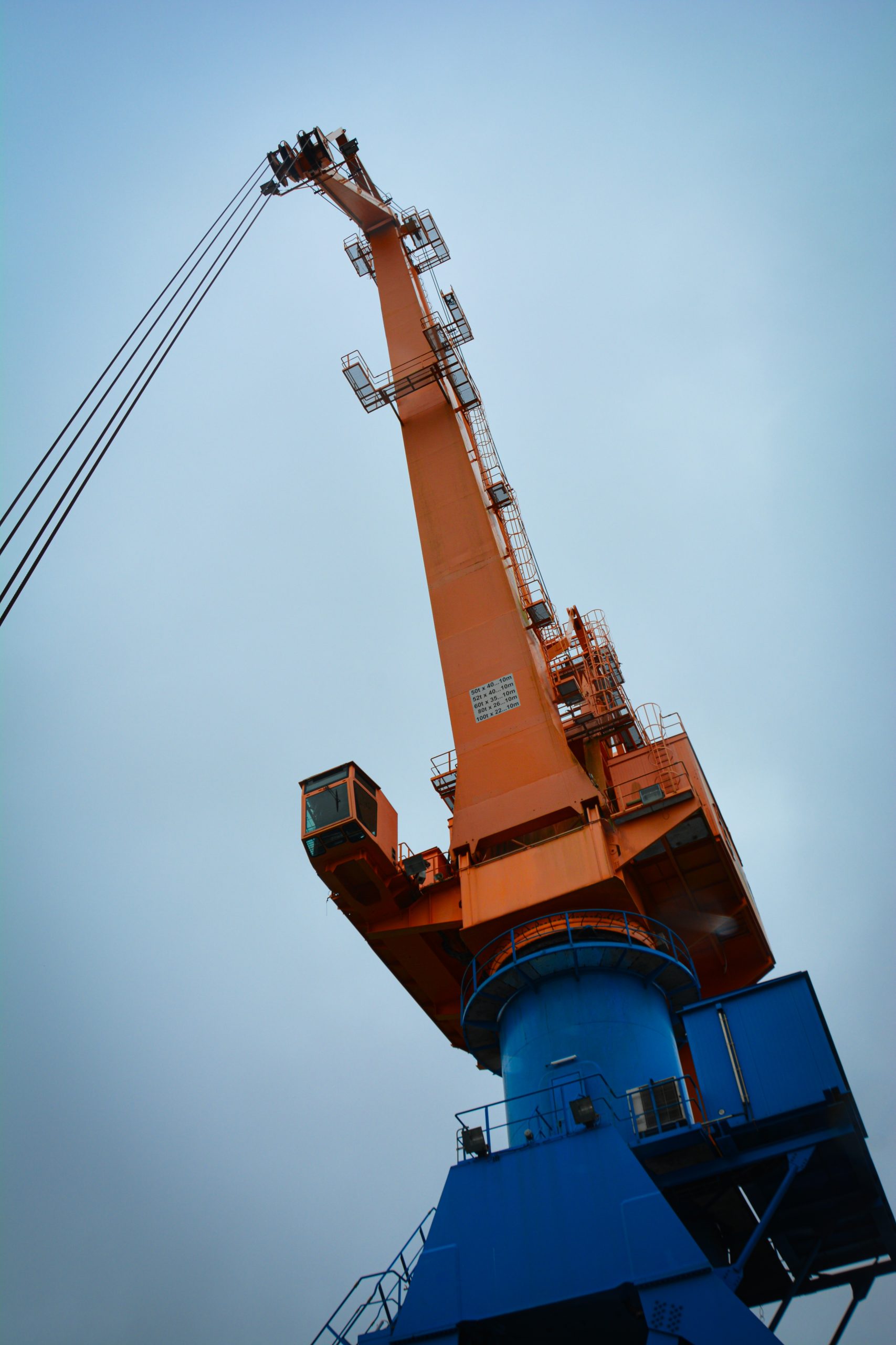 BrestPort est une société anonyme à actionnariat majoritairement public (51 % Région Bretagne, 39 % CCI du Finistère, 10 % Brest Métropole).