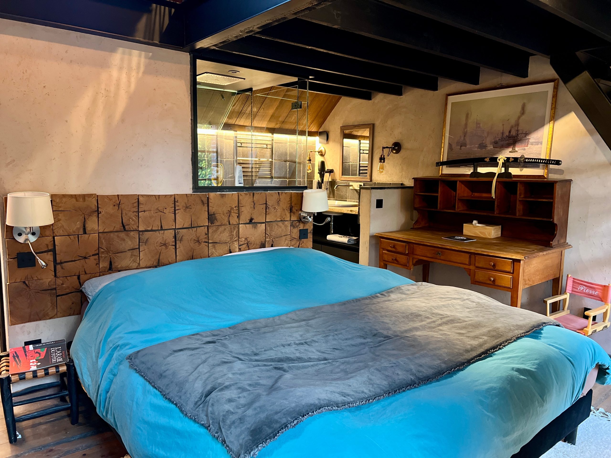 A Fleur de Rance est classée en cinq étoiles et peut accueillir 36 convives.