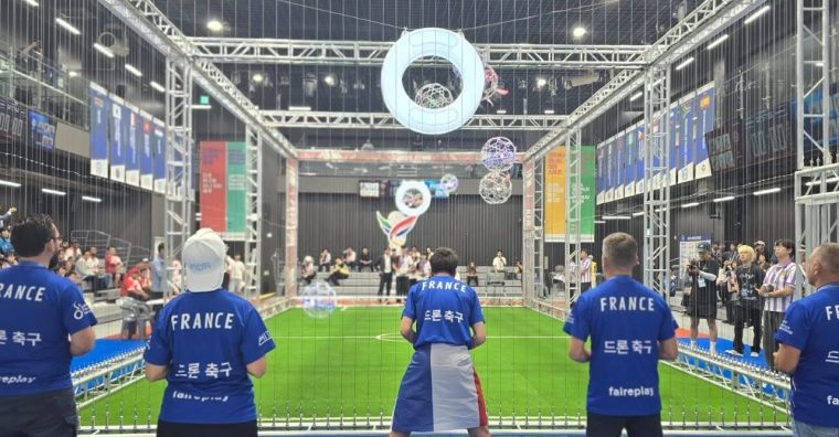 Illustration de l'article SPORT & BUSINESS. Pascal Roignau, artisan du drone soccer en France : « Le drone soccer est un techno-sport pensé pour les nouvelles générations »