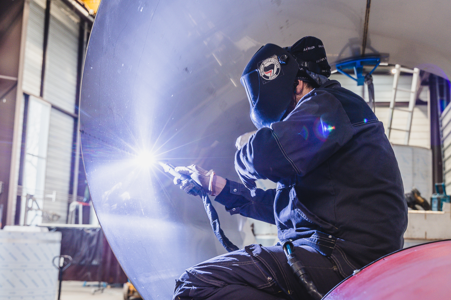 Les soudeurs réalisent des pièces soumises à de fortes contraintes