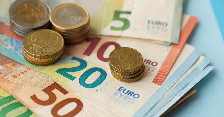 Illustration de l'article Épargne : les Bretons mettent 5 800 euros de côté par an en moyenne