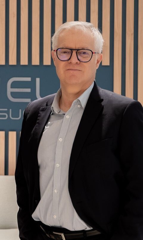 Pascal Bobille est directeur commercial associé du cabinet Heux assurances.