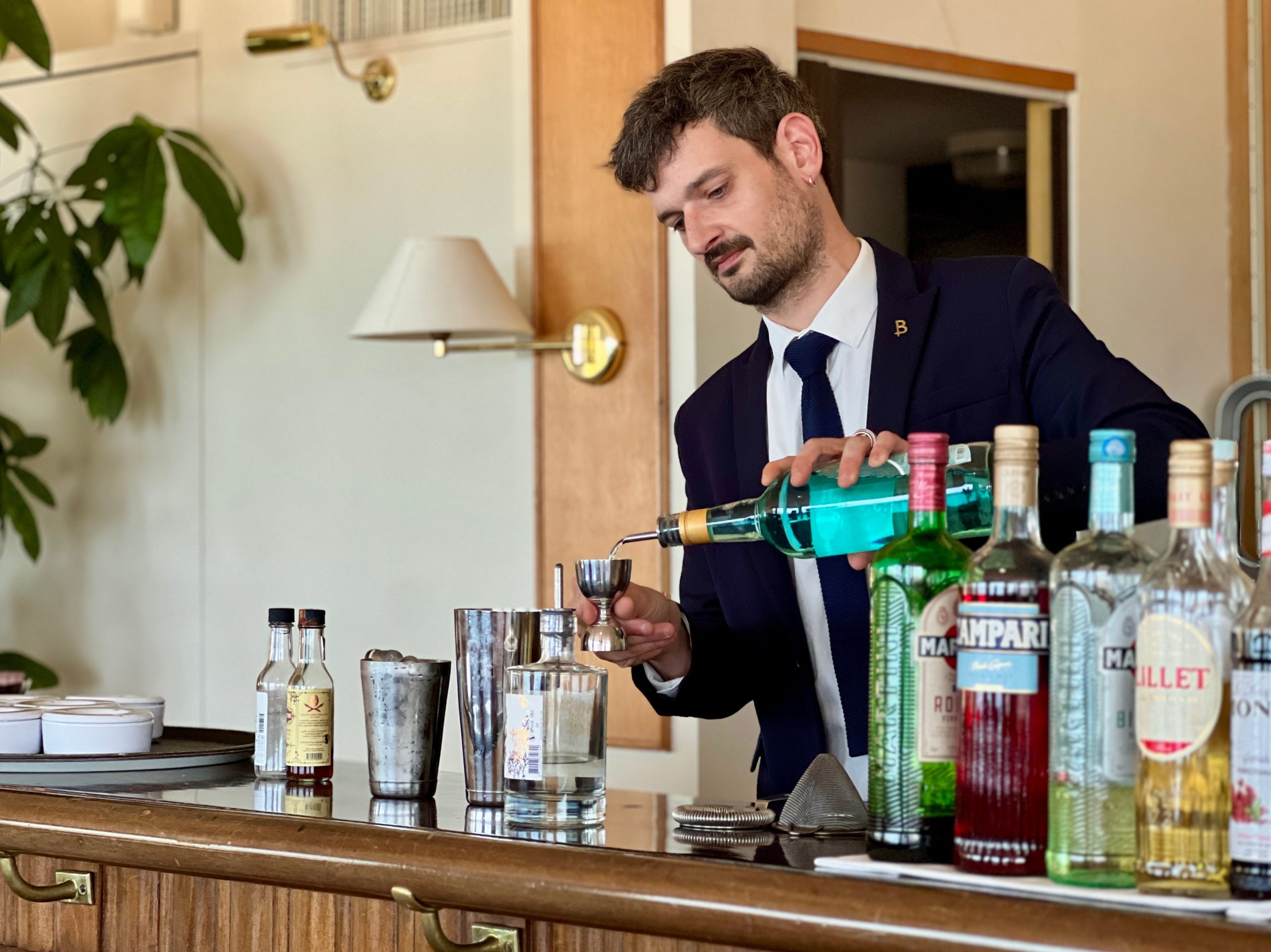 Antoine Enault, directeur adjoint restauration, est aussi un mixologue de talent.