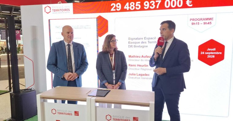 Rémi Heurlin, directeur Bretagne de la Banque des Territoires et Julie Lagadec, directrice générale d'Espacil