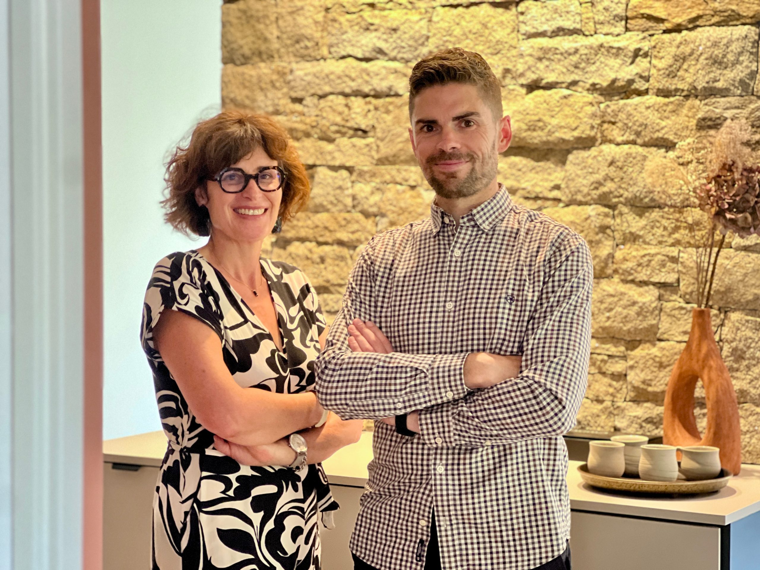 Sylvie Lebreton, secrétaire générale de l’Unicem Bretagne, et Thomas Lecorguillé, directeur général de Bretagne Granits et président de l’association IG Granit de Bretagne.